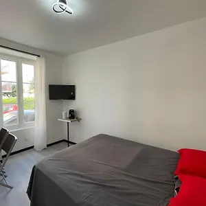 studio-a2-18m2-cosy-5minutes-gare-parking-gratuit-rue.hotels-rhonealpes.com/